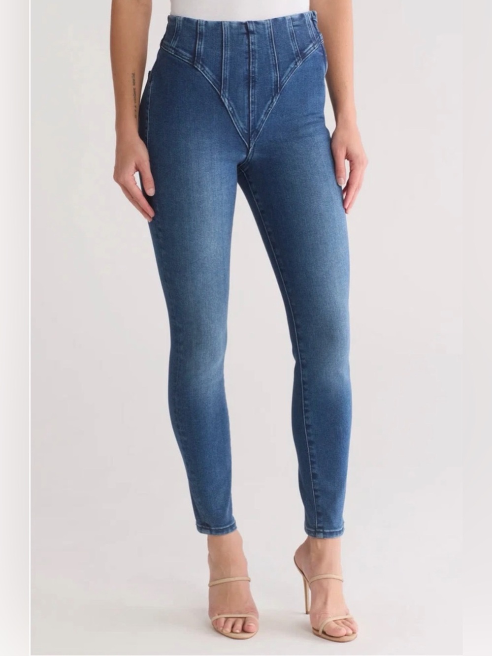 Good American Good Waist Classic Denim Jeans Size 6/28